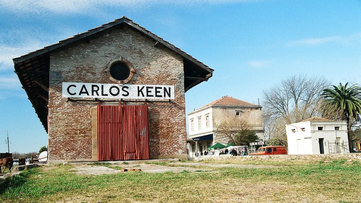 Un día para pasear por Carlos Keen 