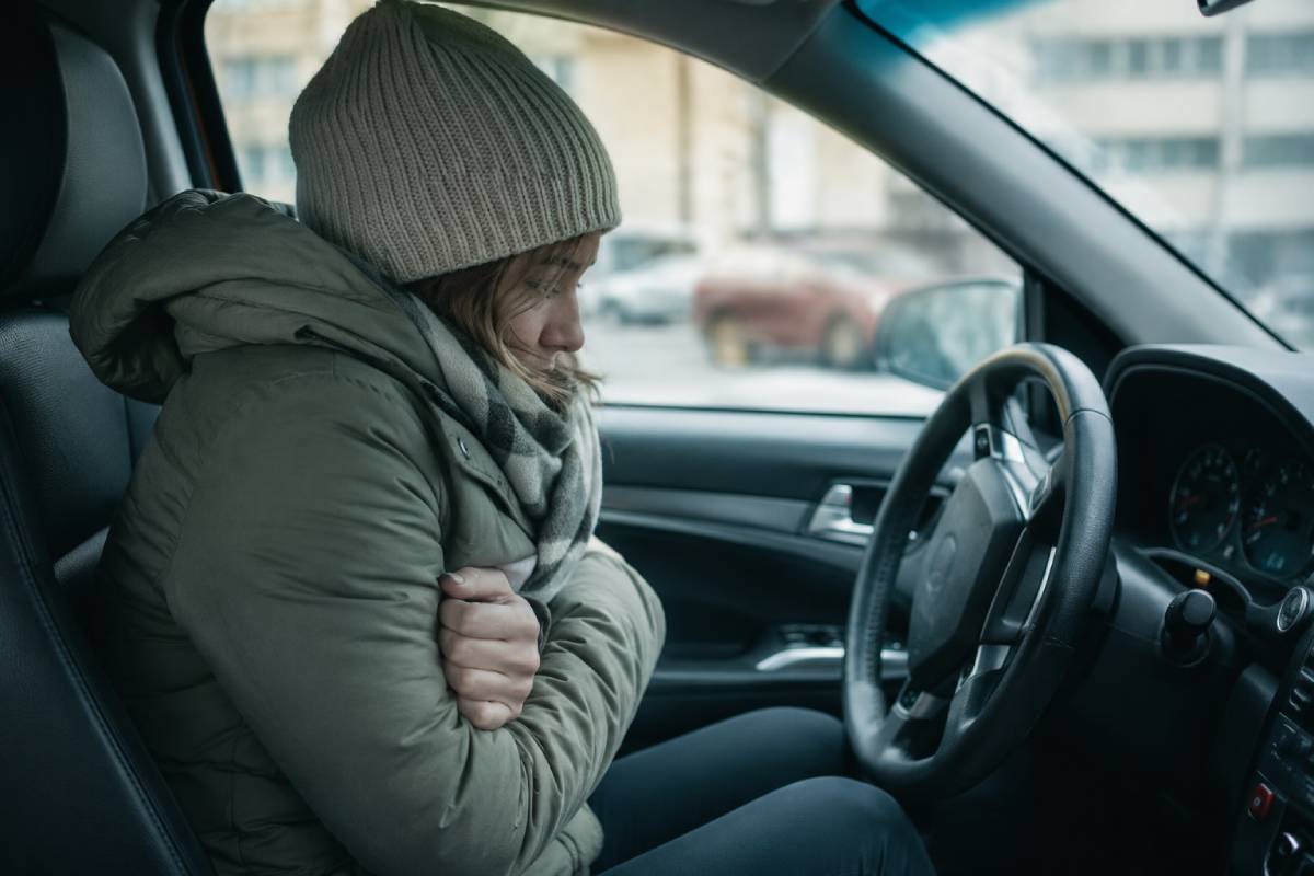 Efecto helada: 4 hábitos matutinos que dañan tu motor en invierno (y cómo evitarlos)